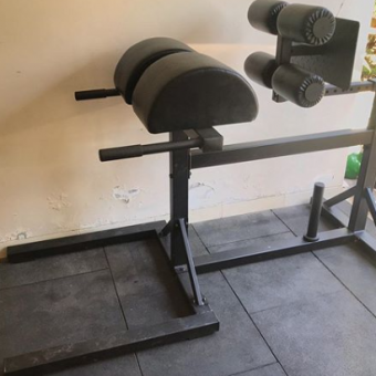 Glute Ham Device GHD